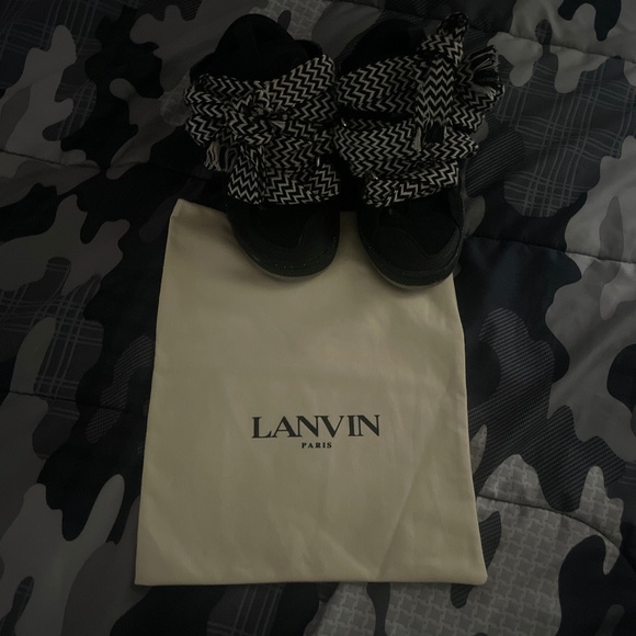 Selling designer shoes